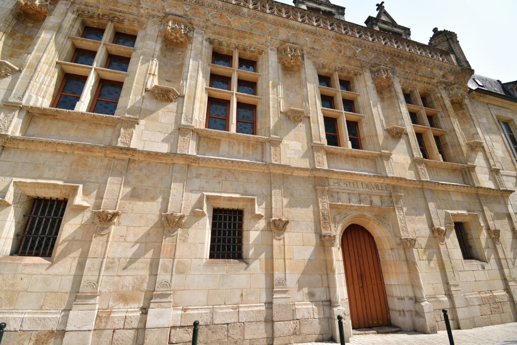 L'architecture singulière de l’hôtel des Créneaux 