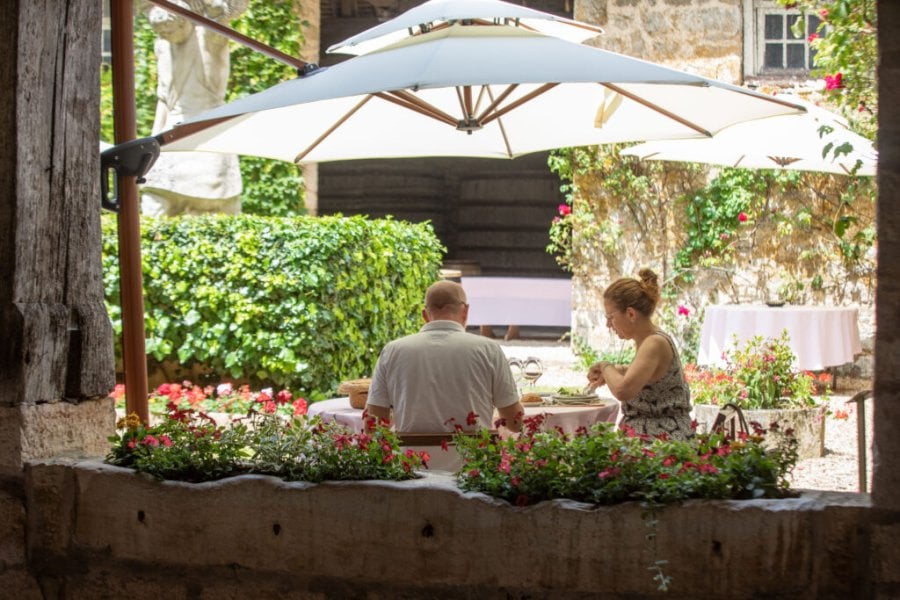 Le Château du Clos de Vougeot : un haut lieu de la gastronomie à découvrir en Bourgogne