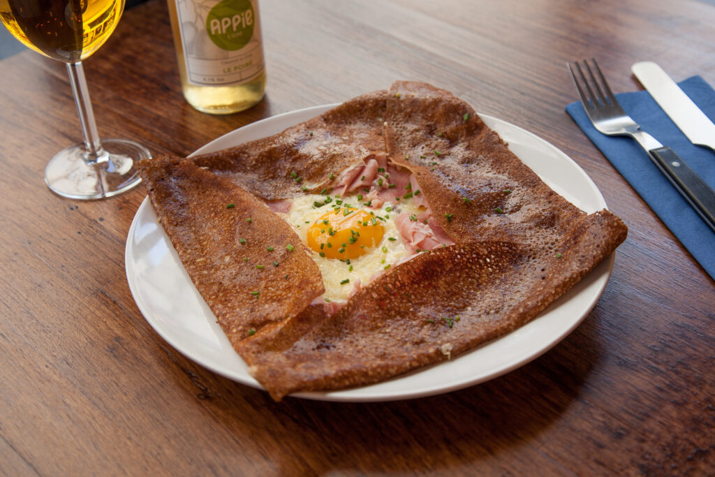 Crêpe bretonne oeuf jambon