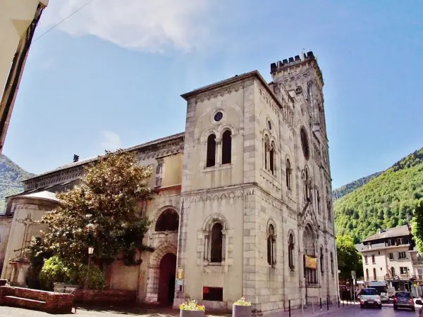 Visiter l'église de Bagnères-de-Luchon