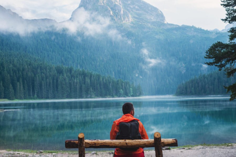 Which countries are ideal for solo travel?