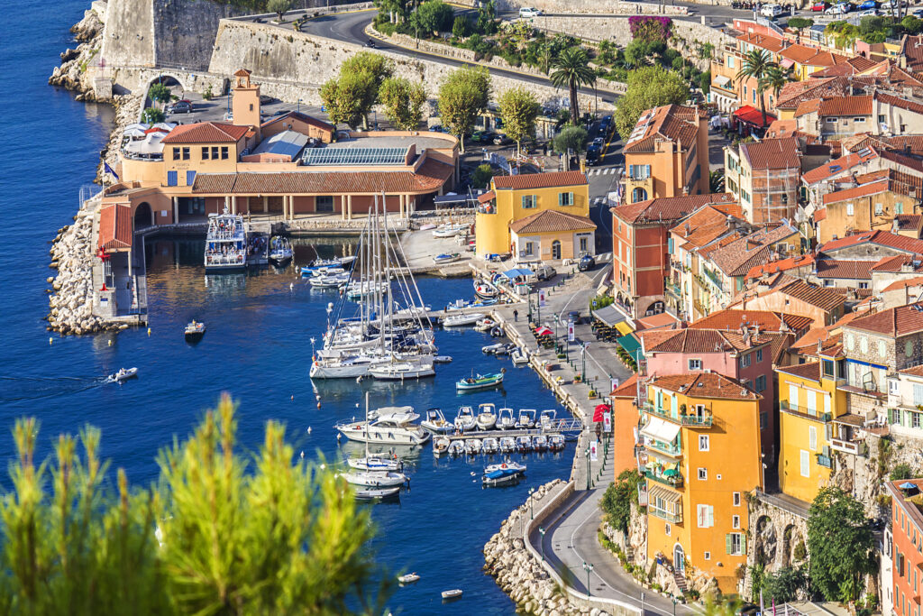 Vue sur le port de Villefranche-sur-Mer