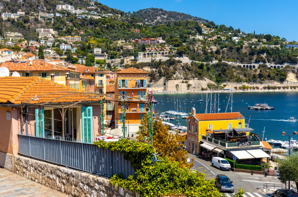 Vue sur le port de Villefranche-sur-Mer