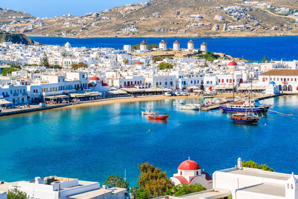 Vue sur le port de Mykonos