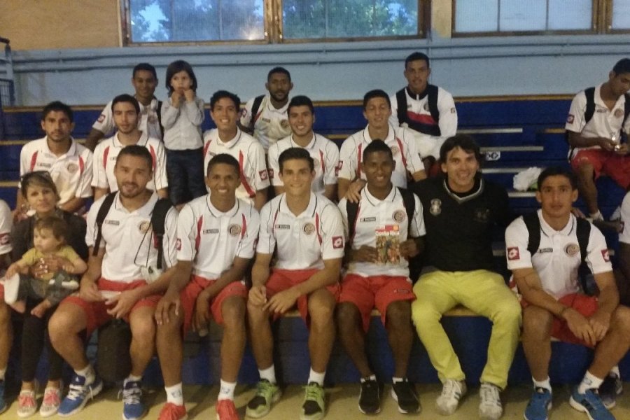 Les futurs champions du ballon rond au Costa Rica !