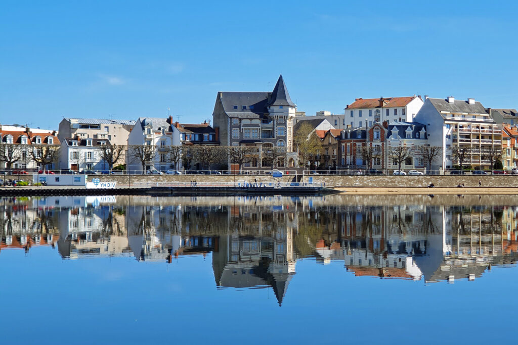 Reflet sur Vichy