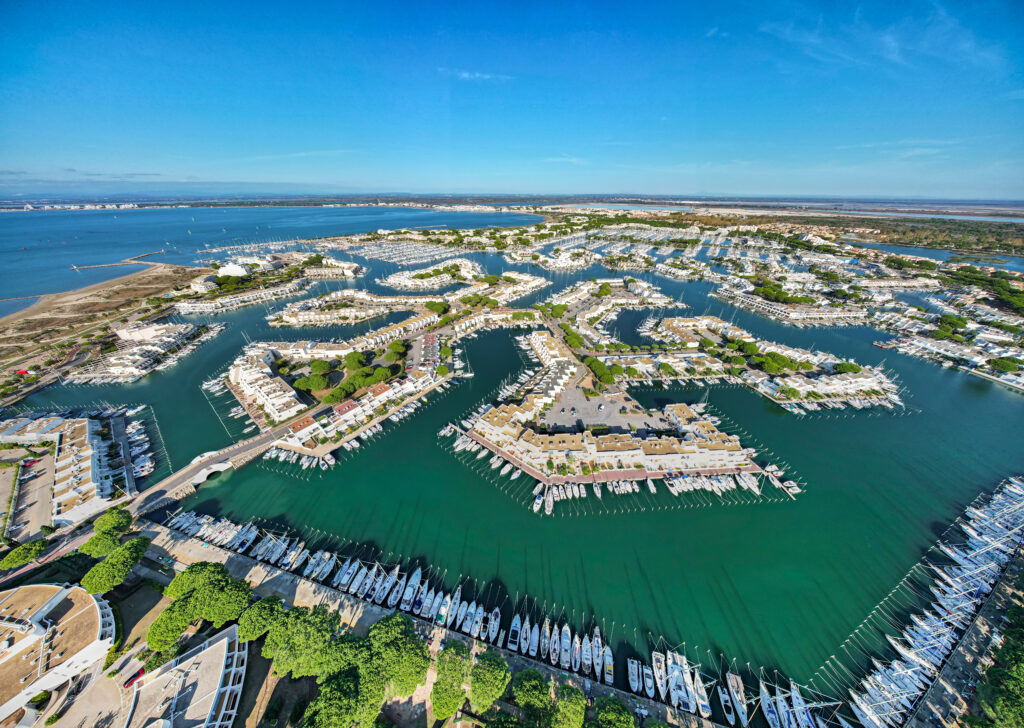 Vue sur Port Camargue