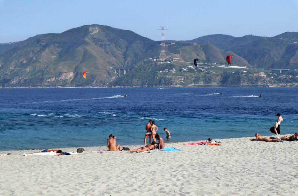 Plage au Cap Peloro