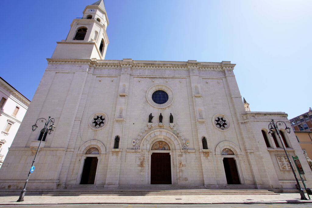 La cathédrale San Cetteo