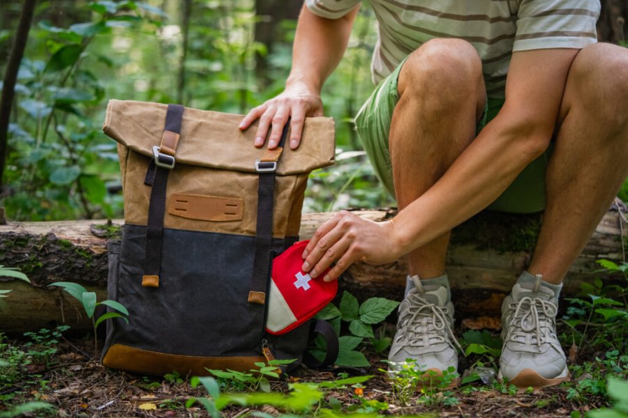 First aid tips you need to know before your vacations