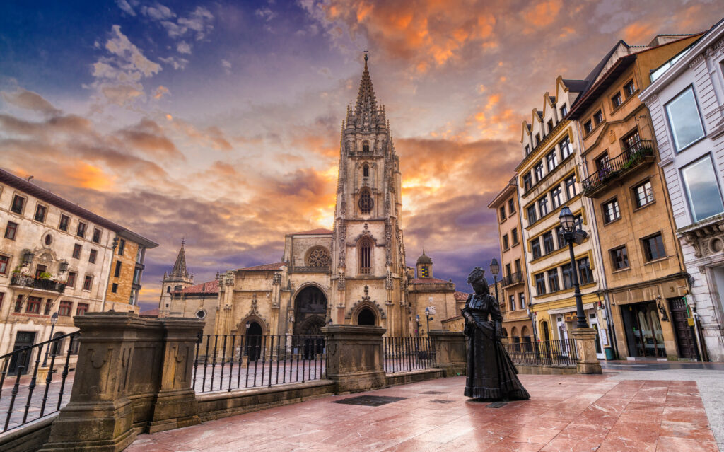 Que faire à Oviedo ? Demander son passeport culturel (gratuit) à l'Office de Tourisme