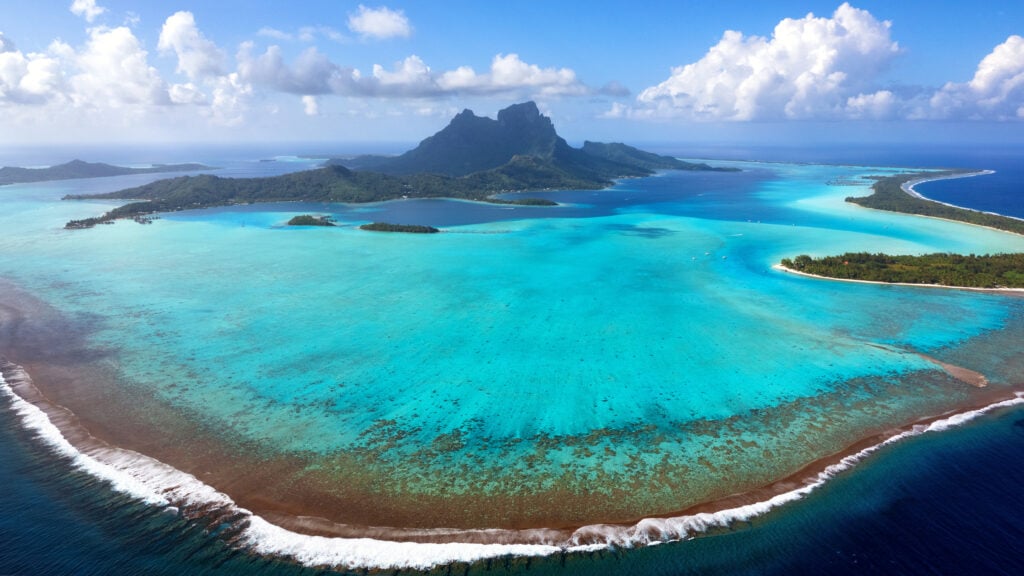 Vue aérienne de Bora