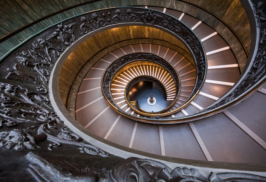 Escaliers des Musées du Vatican - plus beaux musées monde