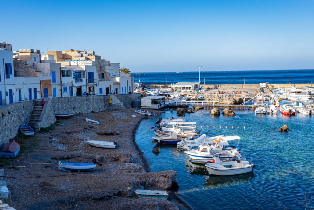 Visiter les îles Égades - Port de Marettimo
