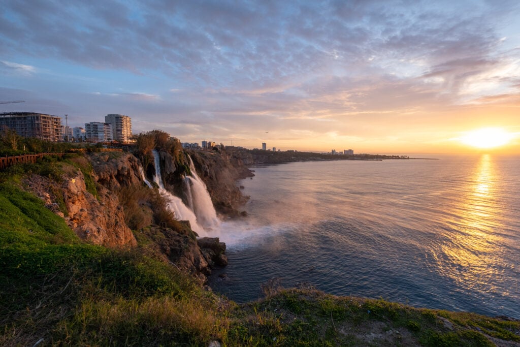Lever de soleil sur les chutes de Düden