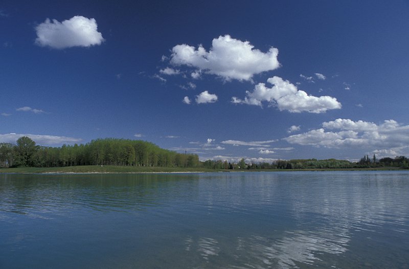 Lac des Eaux Bleues - © F. Guy / F. Edenne / G. Comte / S. Audras / F. Balandras / M. Gély