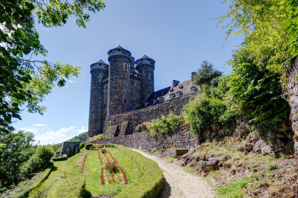 Le château d'Anjony à Tournemire dans le département du Cantal