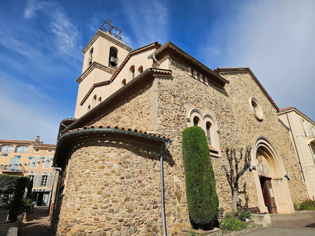Visiter l'église de Sainte-Maxime