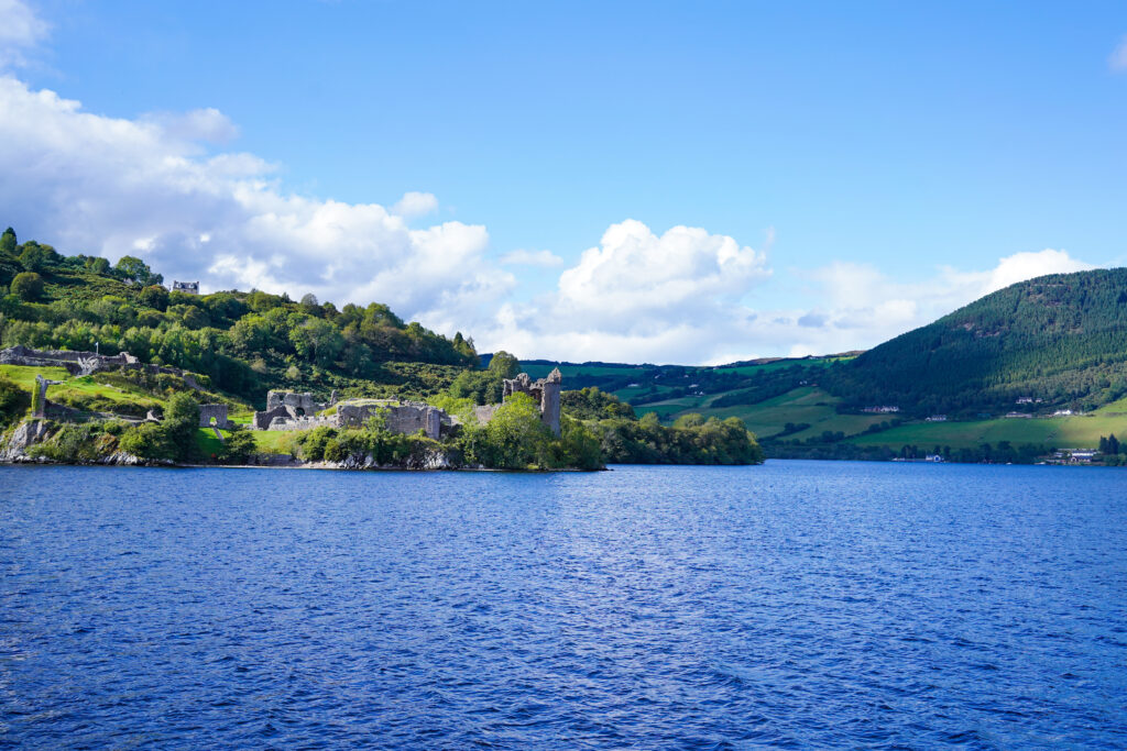 Vue sur le Loch Ness