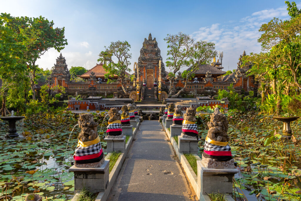 Pura Taman Saraswati