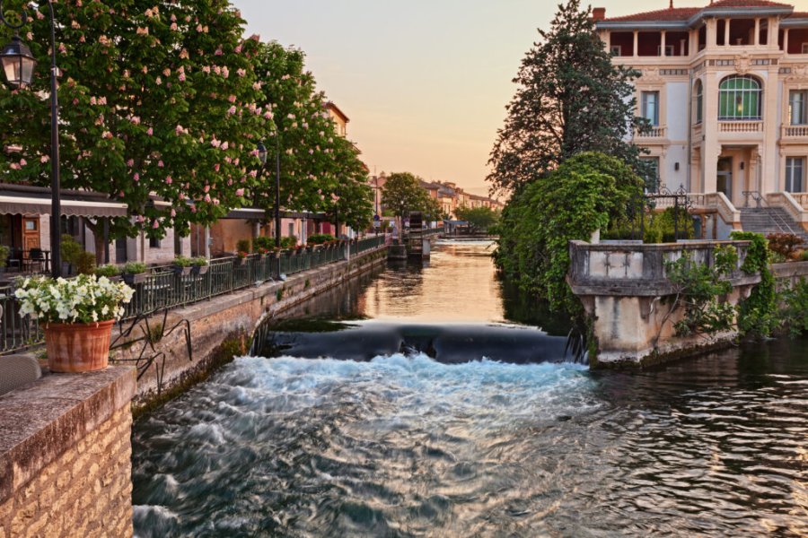 Top 6 alternatives to the French cities most affected by overtourism in 2025