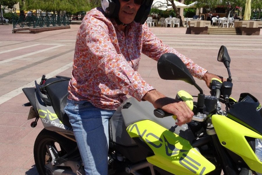 Le petit Futé Corse sur la place du Diamant à Ajaccio