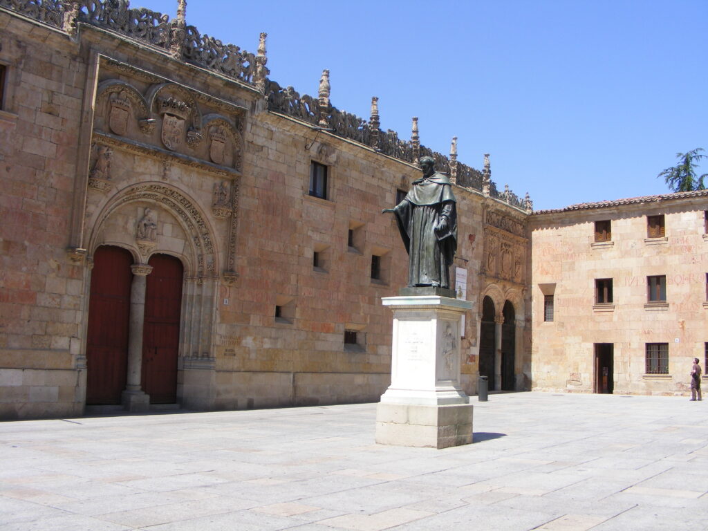 Admirer l'Universidad Pontificia à Salamanque