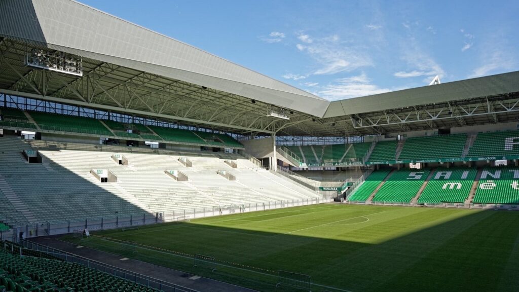 Que faire à Saint-Etienne ? Visiter le stade Geoffroy Guichard