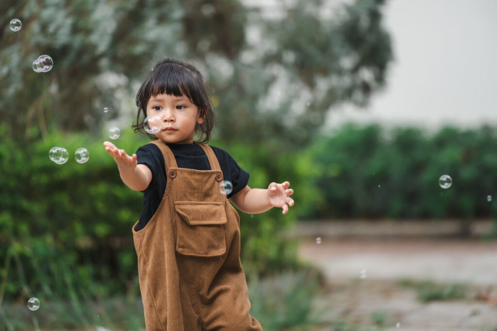 Enfant au parc