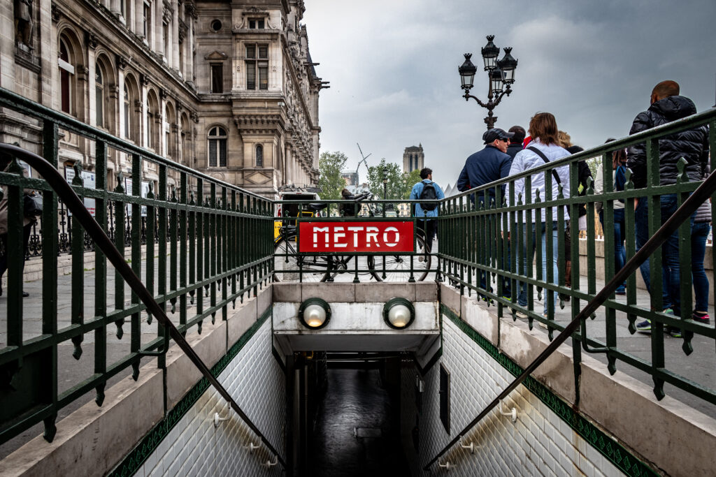 Top 13 des stations fantômes du métro parisien