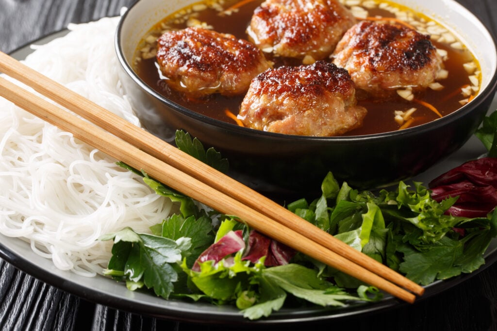 Bun Cha l'une des spécialités culinaires vietnamiennes à tester