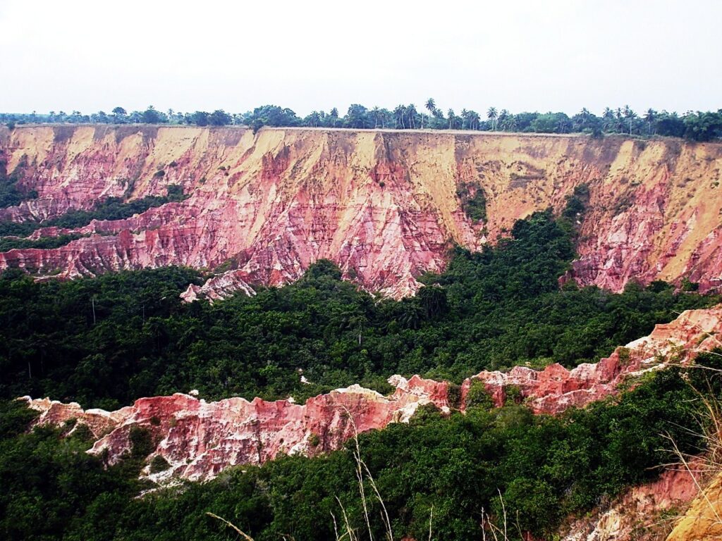 Aller voir les Gorges de Diosso, l'un des plus beaux endroits du Congo