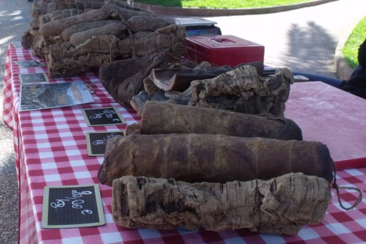 Charcuterie sur le marché des producteurs. - © Office de Tourisme Intercommunal du Sartenais Valinco