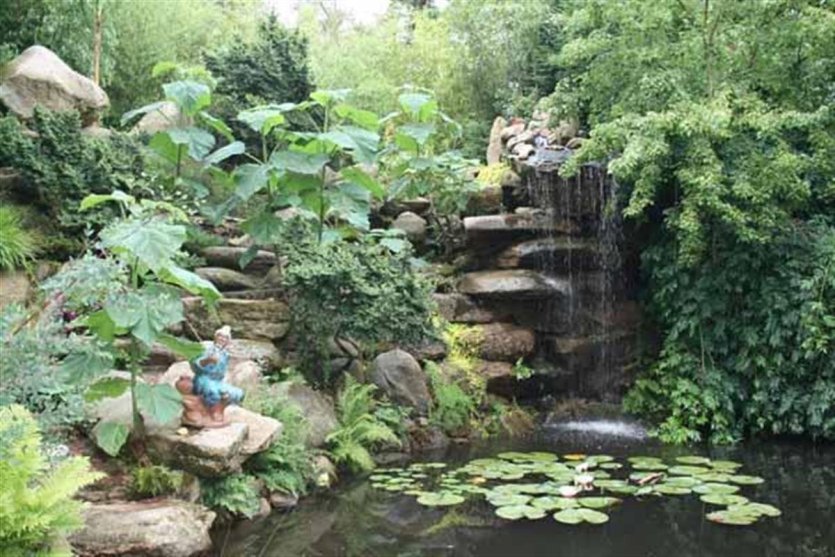 - © tropicalparc