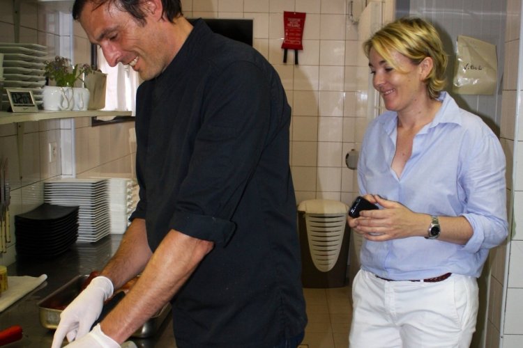 Fanny et Thomas Duval dans les cuisines du Terra Cotta - © Xavier BONNIN