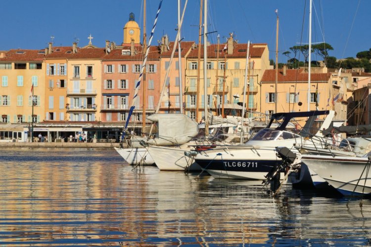 Le port de Saint-Tropez - © Lawrence BANAHAN - Author's Image