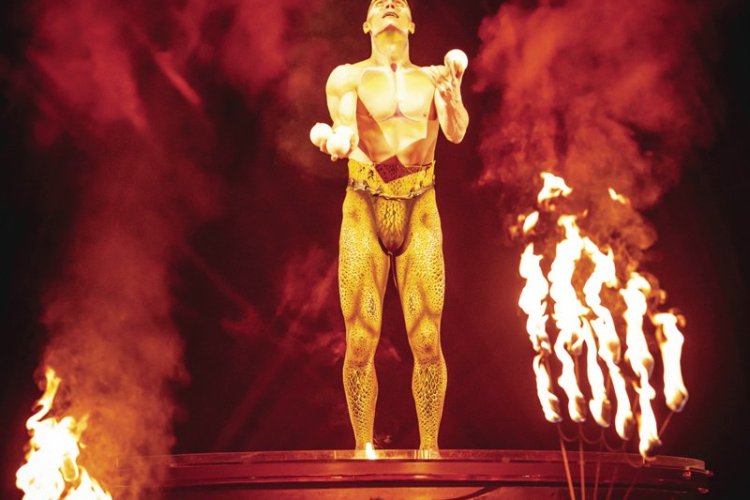 - © Cirque du Soleil