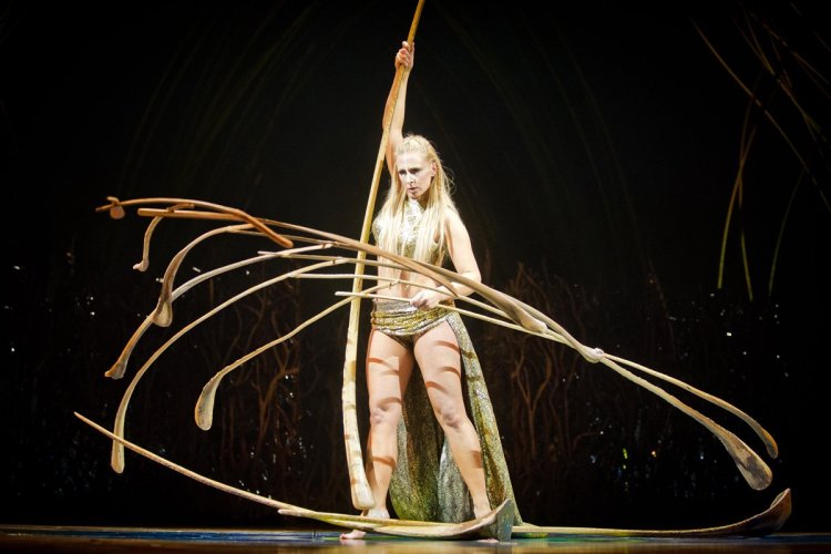 - © Cirque du Soleil
