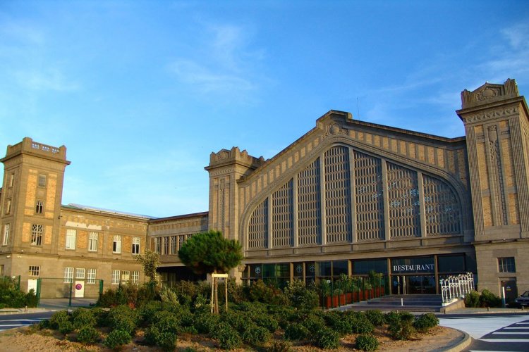 - © La Cité de la Mer