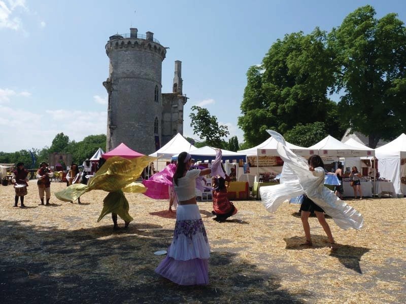 Le marché médiéval de Mehun-sur-Yèvre - © Ville de Mehun-sur-Yèvre