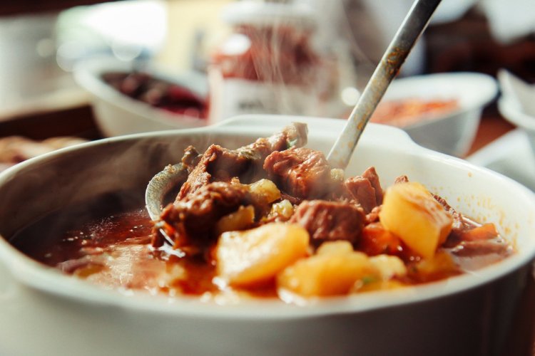 Le goulash - © Sharomka - Shutterstock.com