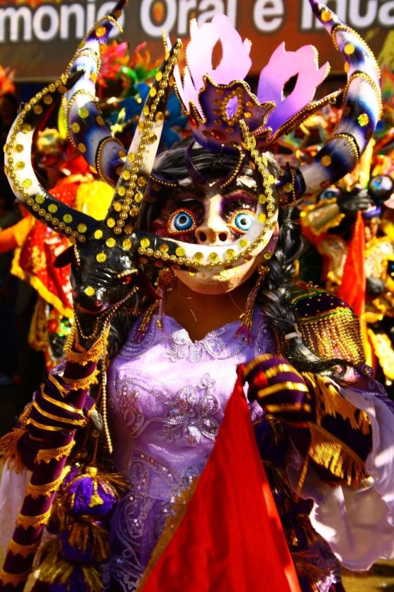 Un masque de diablesse - © Julie OLAGNOL