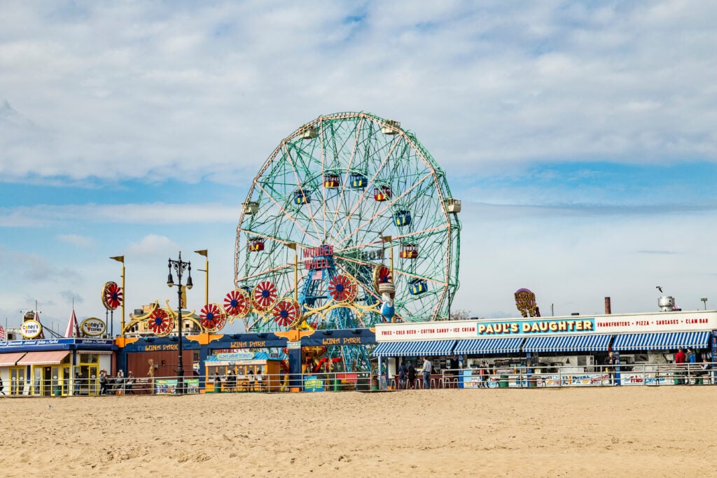 Coney Island et sa grande roue