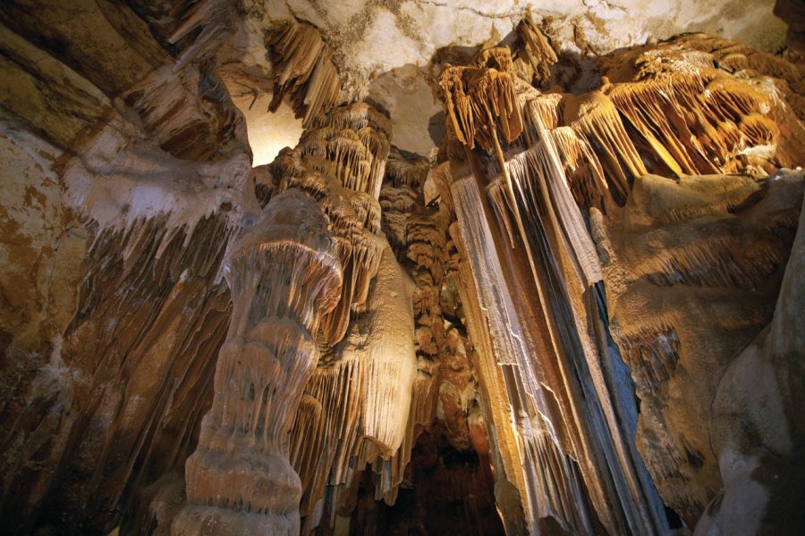 L'Aven d'Orgnac, voyage au centre de la terre