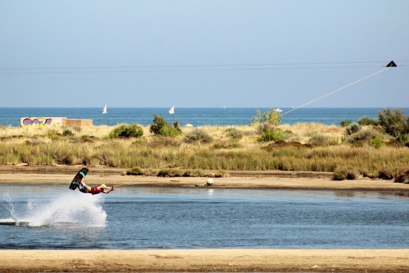 Wakeboard à Saint-Pierre-la-Mer - © DR