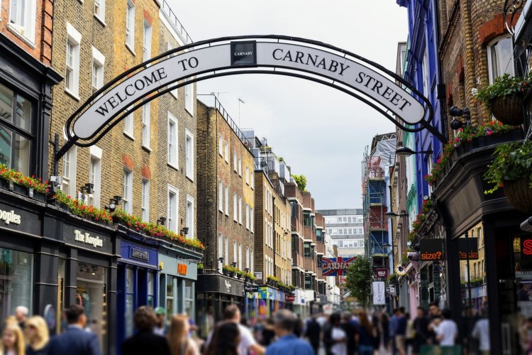 Carnaby Street, Soho - © ultraforma