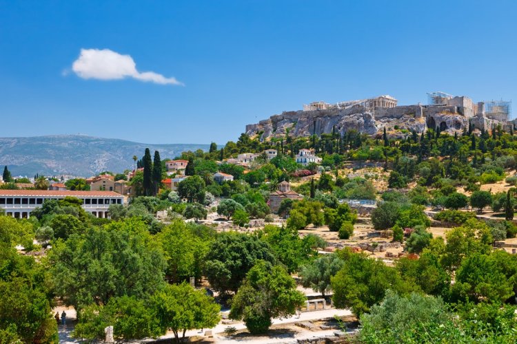 Vue sur la colline de l'Acropole. - © S.Borisov - Shutterstock.com.