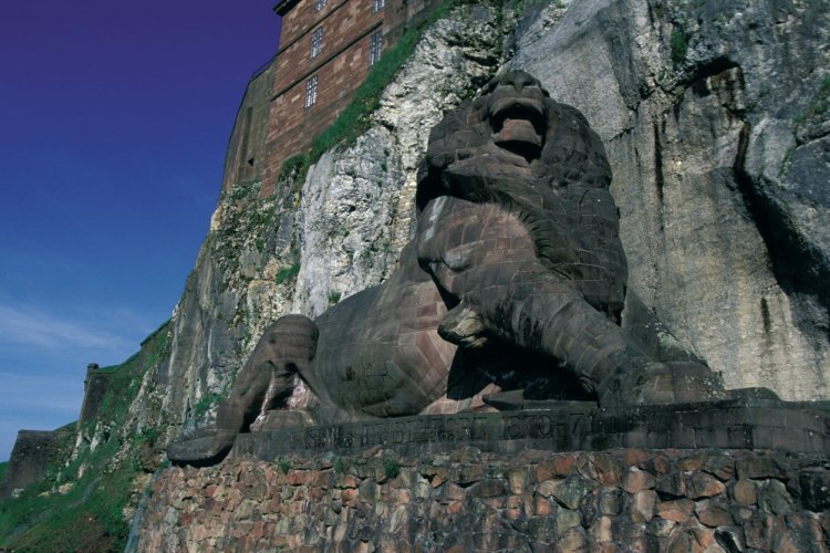 Le lion de Belfort - © PIERRE DELAGUERARD - ICONOTEC
