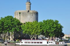 Aigues-Mortes et la tour de Constance. (© eurotravel)