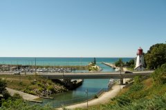 Marina et phare de Kincardine, sur les rives du lac Huron.